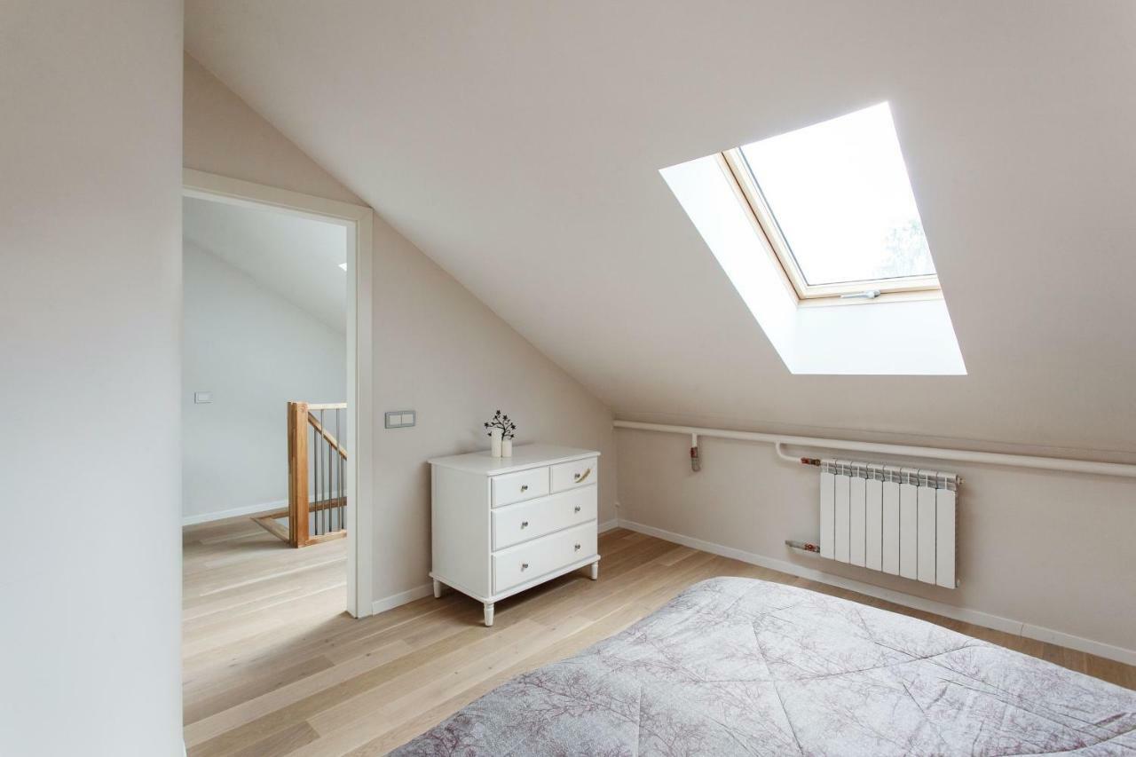 #Stayhere 3Bdr Modern & Stylish Apartment - Heart Of Old Town By Houseys Vilnius Luaran gambar